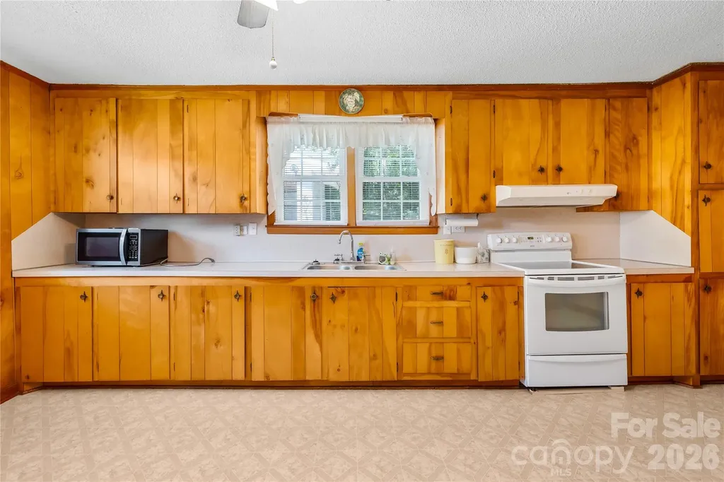 213 Ledford Drive Gastonia NC 28056