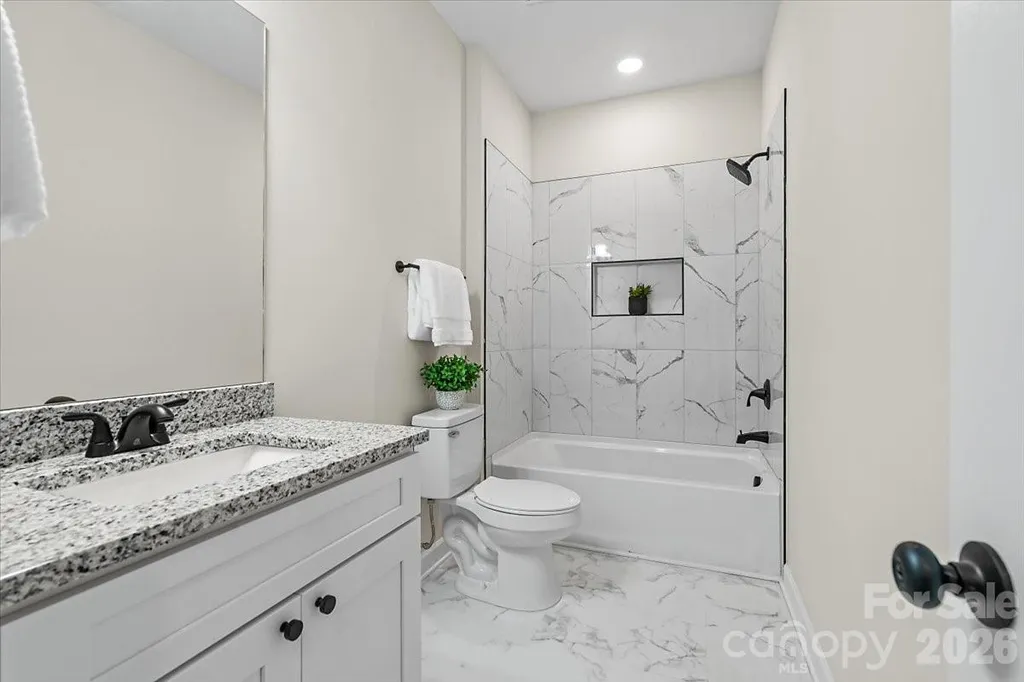 1102 W Horah Street Salisbury NC 28144