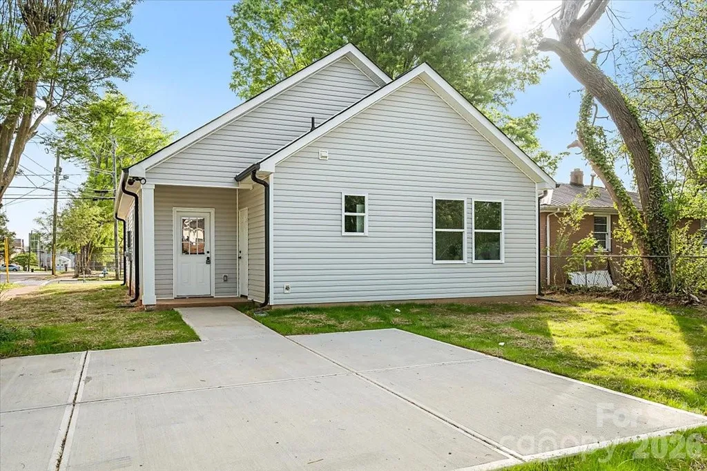 1102 W Horah Street Salisbury NC 28144