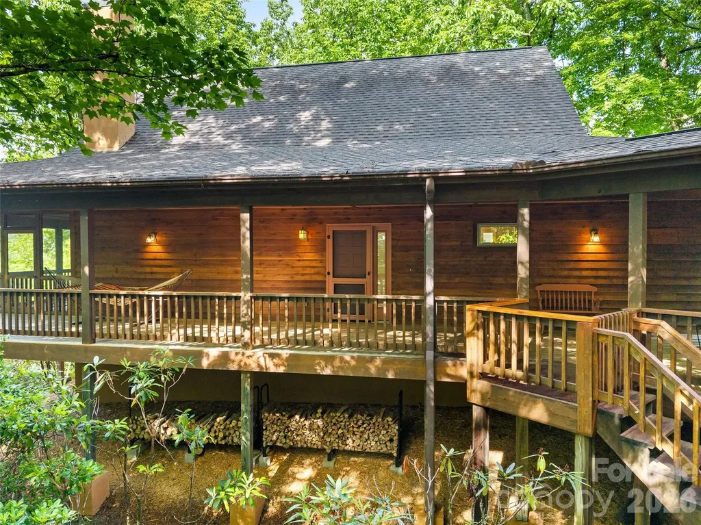 65 Gusv Court Brevard NC 28712