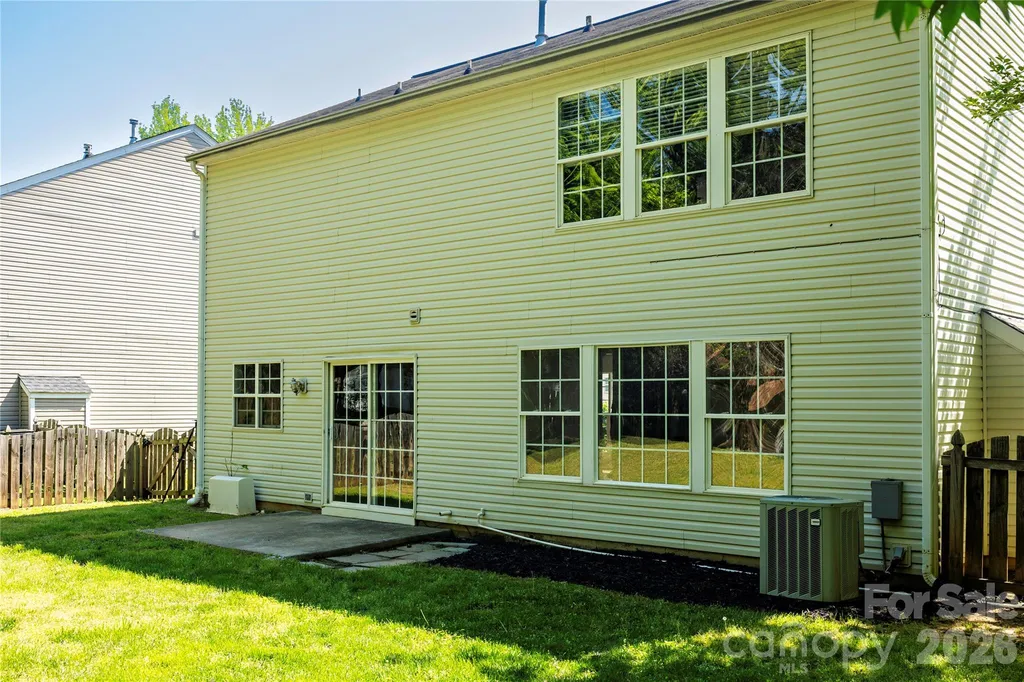 7519 Eurostar Drive Charlotte NC 28213
