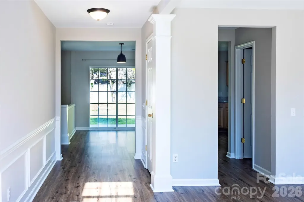 7519 Eurostar Drive Charlotte NC 28213