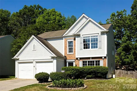7519 Eurostar Drive Charlotte NC 28213