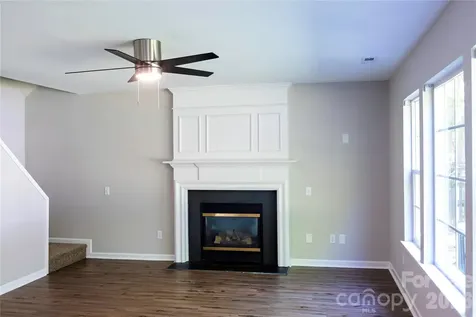 7519 Eurostar Drive Charlotte NC 28213