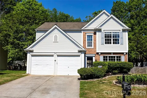 7519 Eurostar Drive Charlotte NC 28213