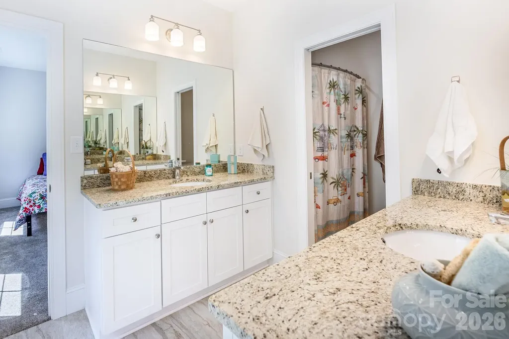 123 Lakefront Drive Mooresville NC 28117