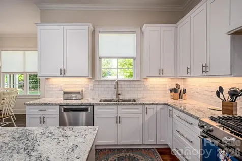 123 Lakefront Drive Mooresville NC 28117