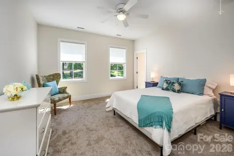 123 Lakefront Drive Mooresville NC 28117