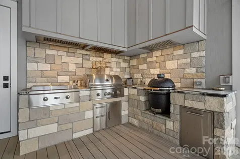 5907 Kiowa Road Clover SC 29710