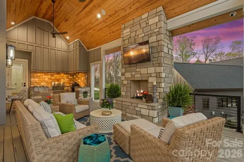 5907 Kiowa Road Clover SC 29710