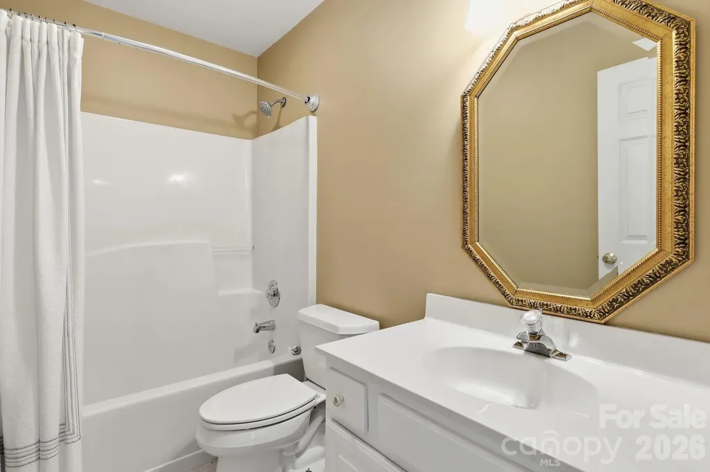 306 Woodview Court Fletcher NC 28732
