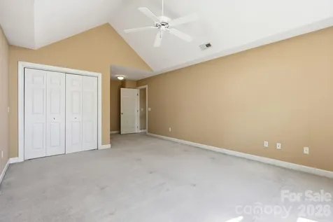 306 Woodview Court Fletcher NC 28732