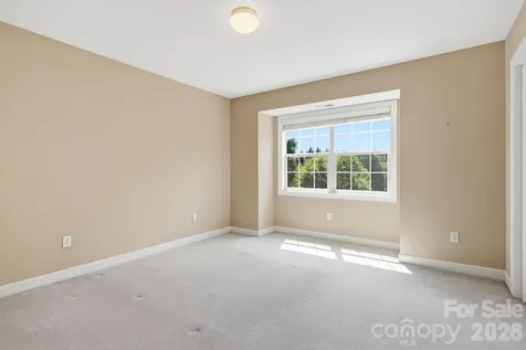 306 Woodview Court Fletcher NC 28732