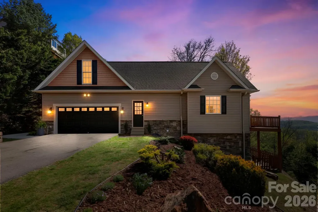 76 Distant View Drive Asheville NC 28803