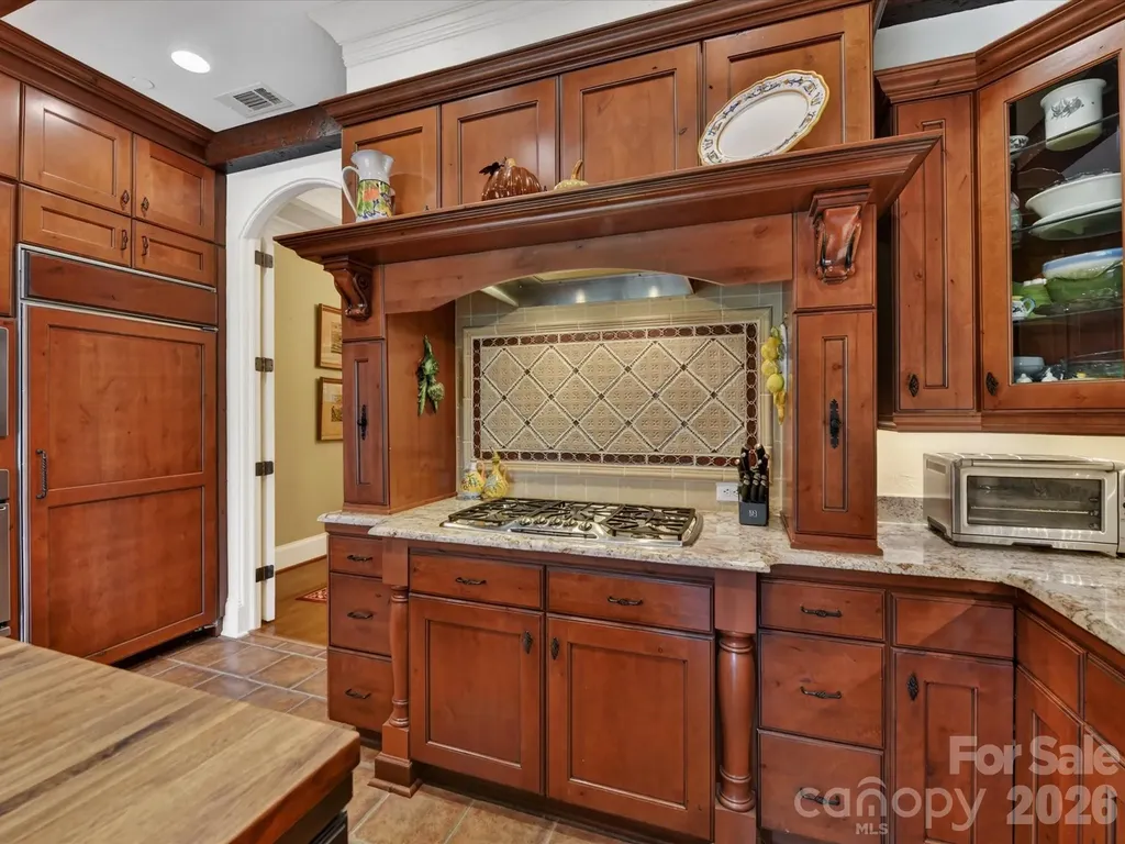 2223 Croydon Road Charlotte NC 28207