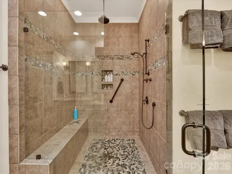 2223 Croydon Road Charlotte NC 28207