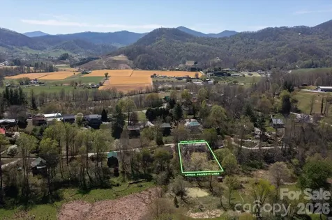 187 Cedarwood Drive Waynesville NC 28785