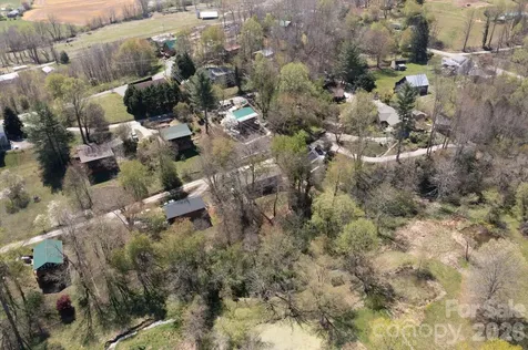 187 Cedarwood Drive Waynesville NC 28785