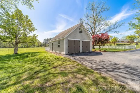 2022 Chatfield Road Shelby NC 28150