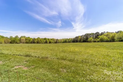 2022 Chatfield Road Shelby NC 28150