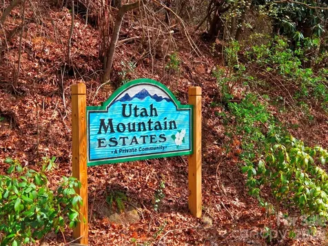 3355 Utah Mountain Road Waynesville NC 28785