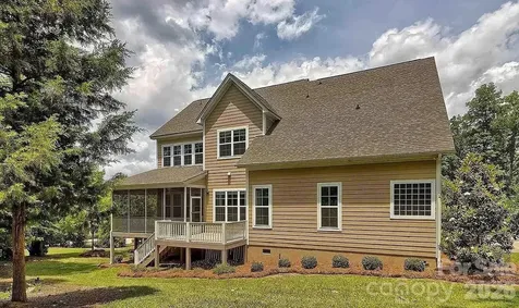 242 Wren Creek Circle Blythewood SC 29016