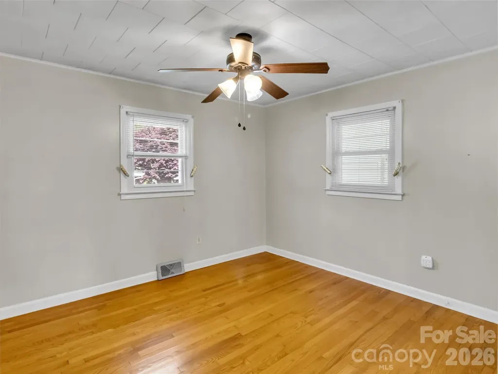 68 Skyview Drive Waynesville NC 28786