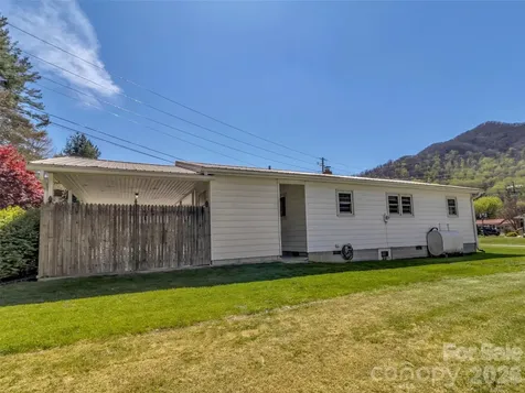 68 Skyview Drive Waynesville NC 28786