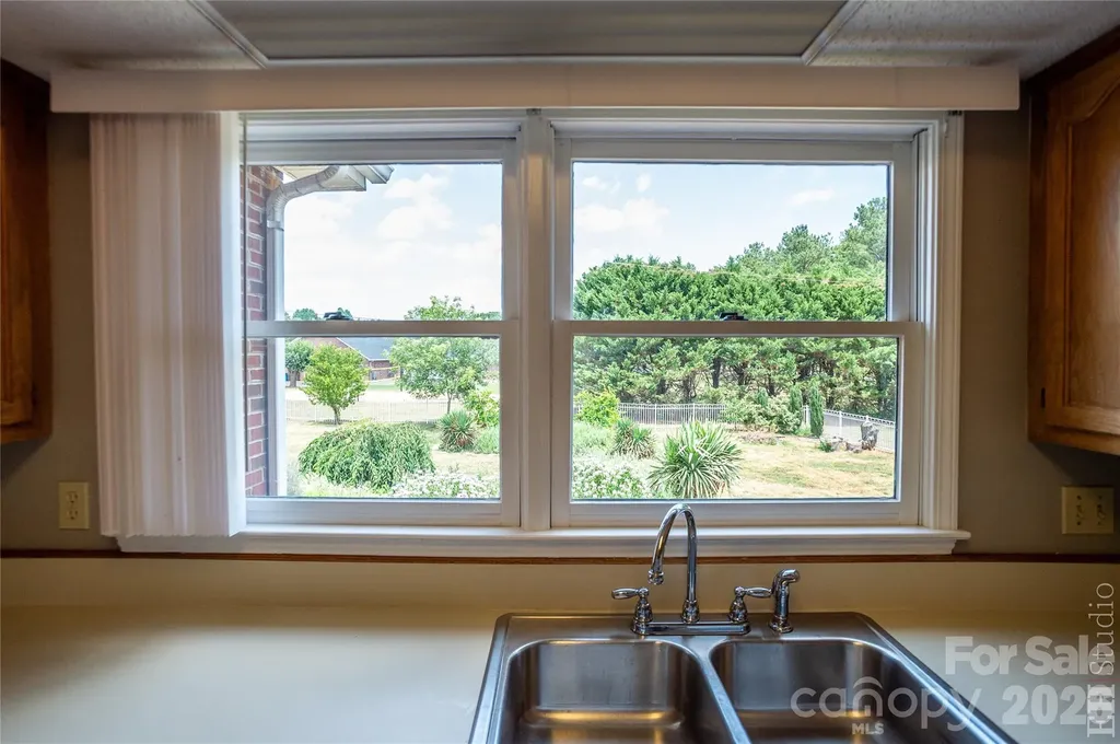 5146 Olde School Drive Hickory NC 28602