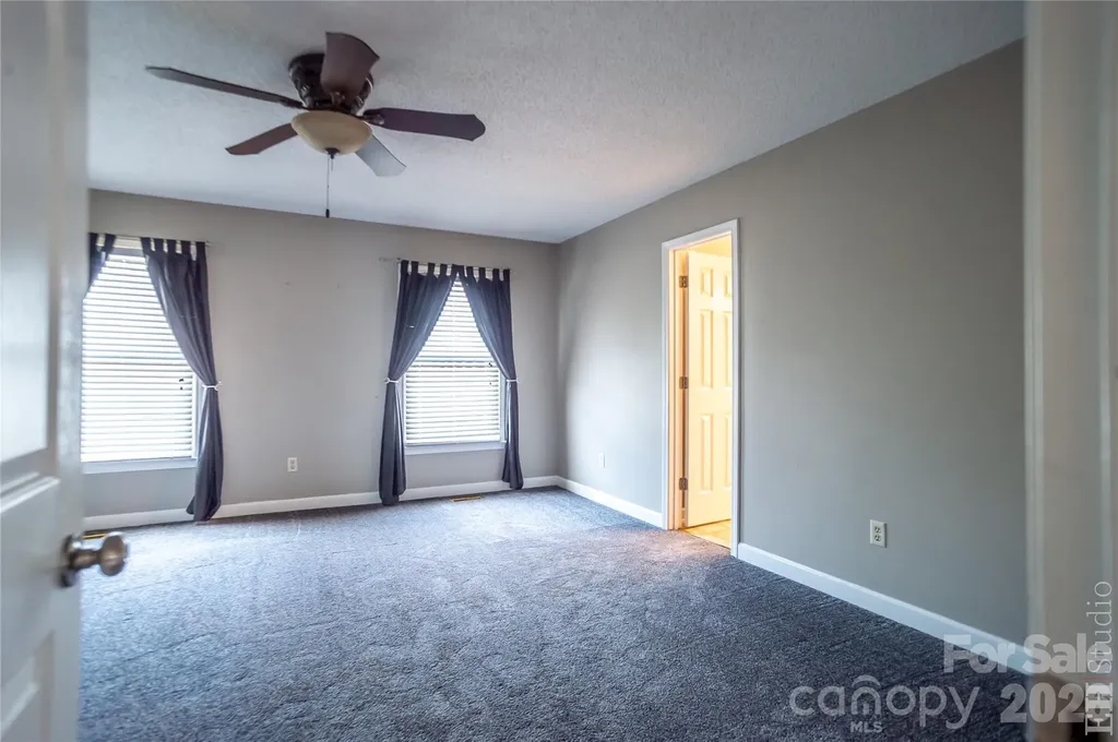 5146 Olde School Drive Hickory NC 28602