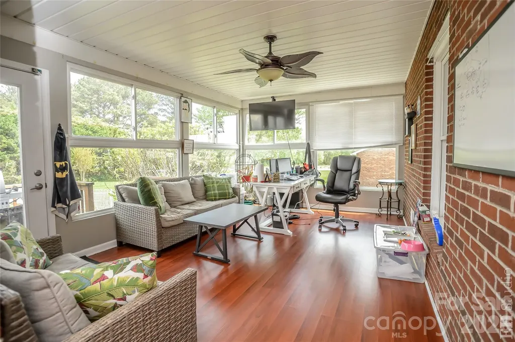 5146 Olde School Drive Hickory NC 28602