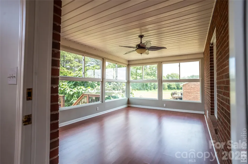 5146 Olde School Drive Hickory NC 28602