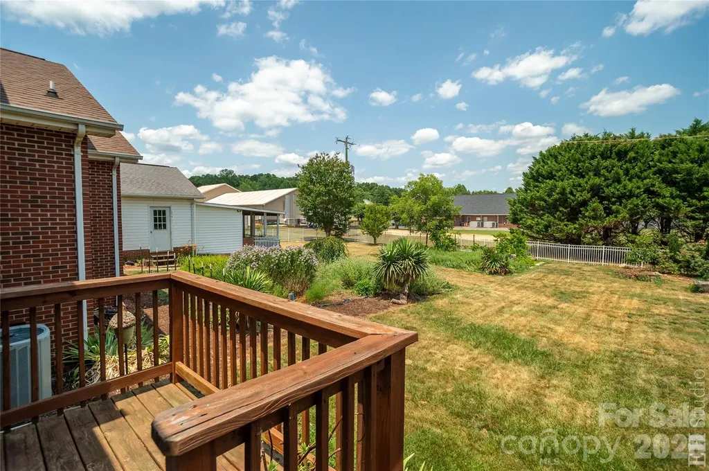 5146 Olde School Drive Hickory NC 28602