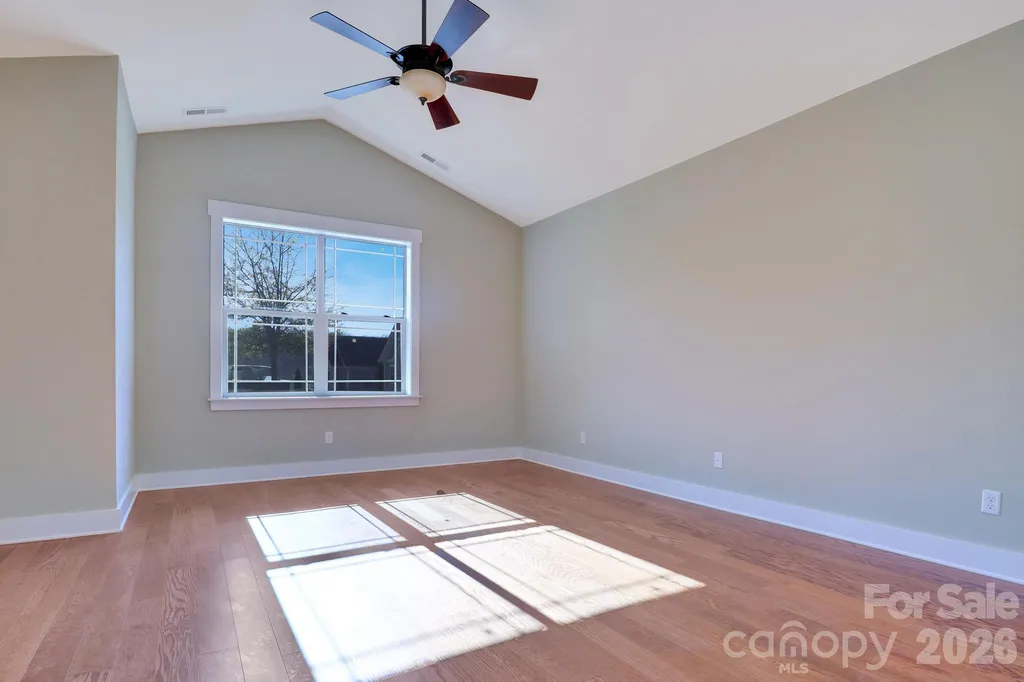 20 Brookstone Place Candler NC 28715