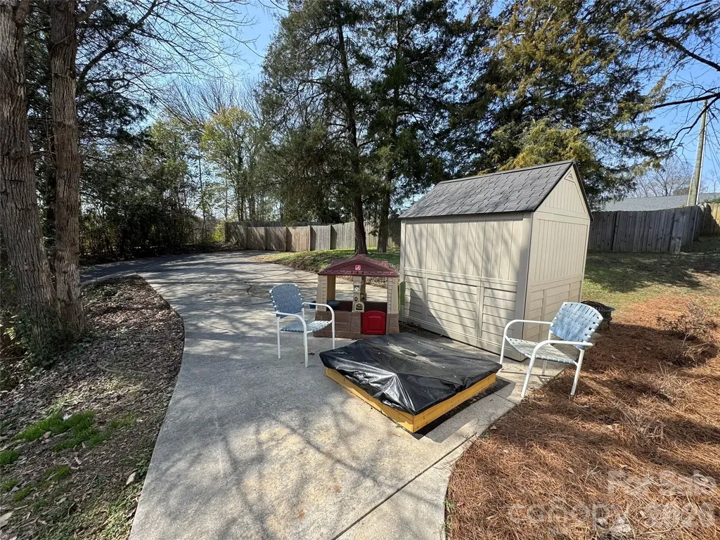 345 Dellwood Court SE Concord NC 28025