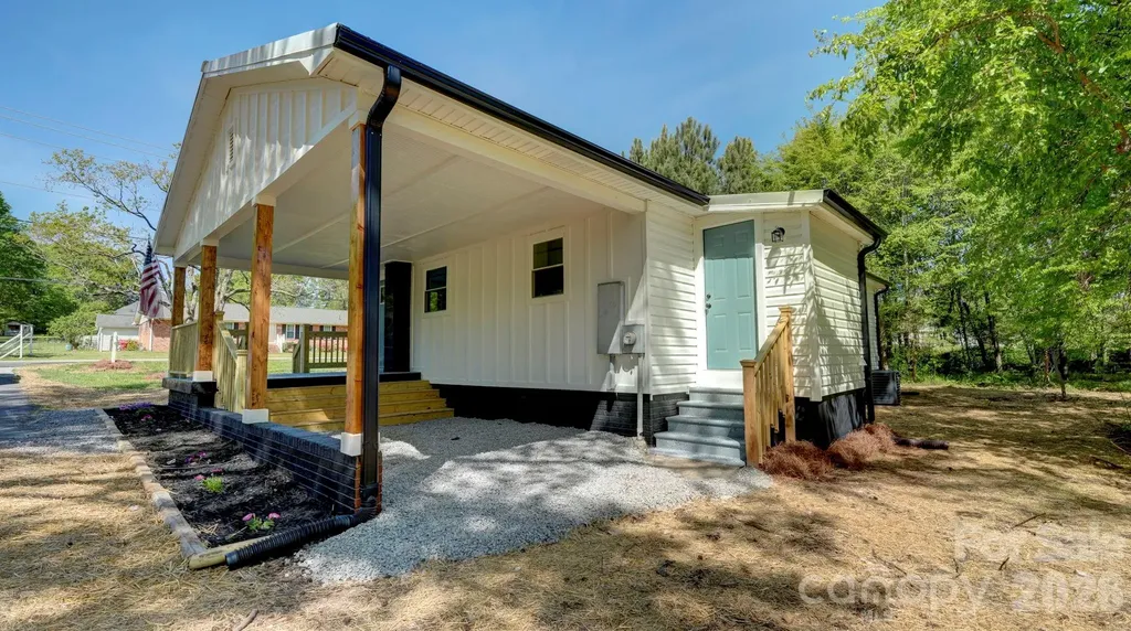 410 Patricia Avenue Harrisburg NC 28075