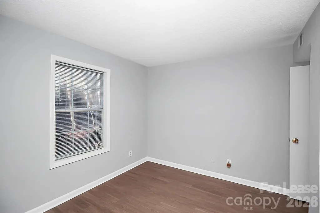 5823 Green Forest Drive Charlotte NC 28212