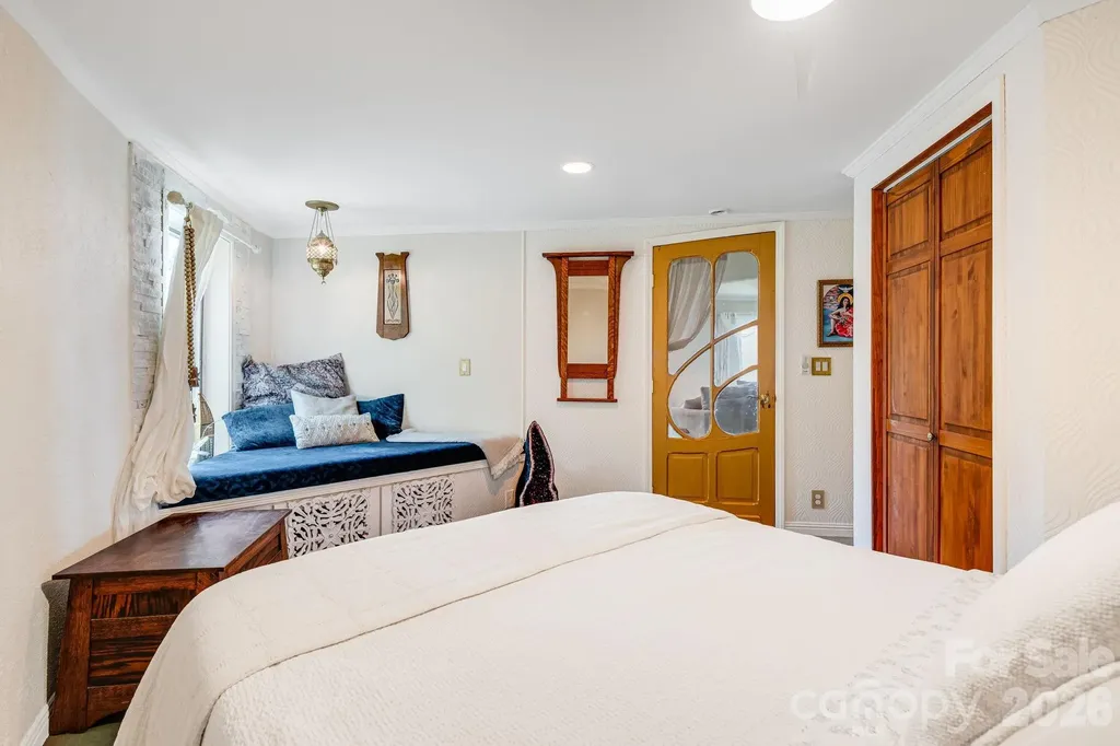 44 Azura Gardens Weaverville NC 28787