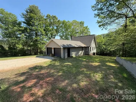 2922 Lovie Lane Hudson NC 28638