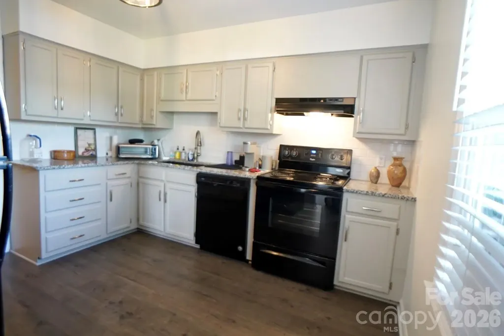 2705 N Center Street Hickory NC 28601