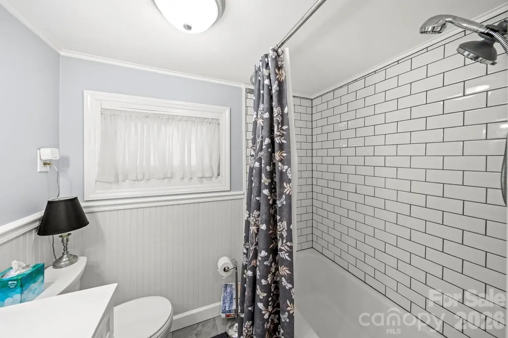 421 Tywood Street NE Lenoir NC 28645