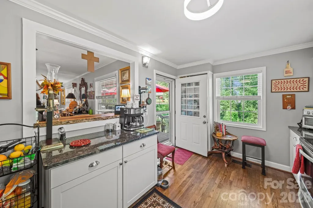 421 Tywood Street NE Lenoir NC 28645