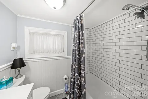 421 Tywood Street NE Lenoir NC 28645