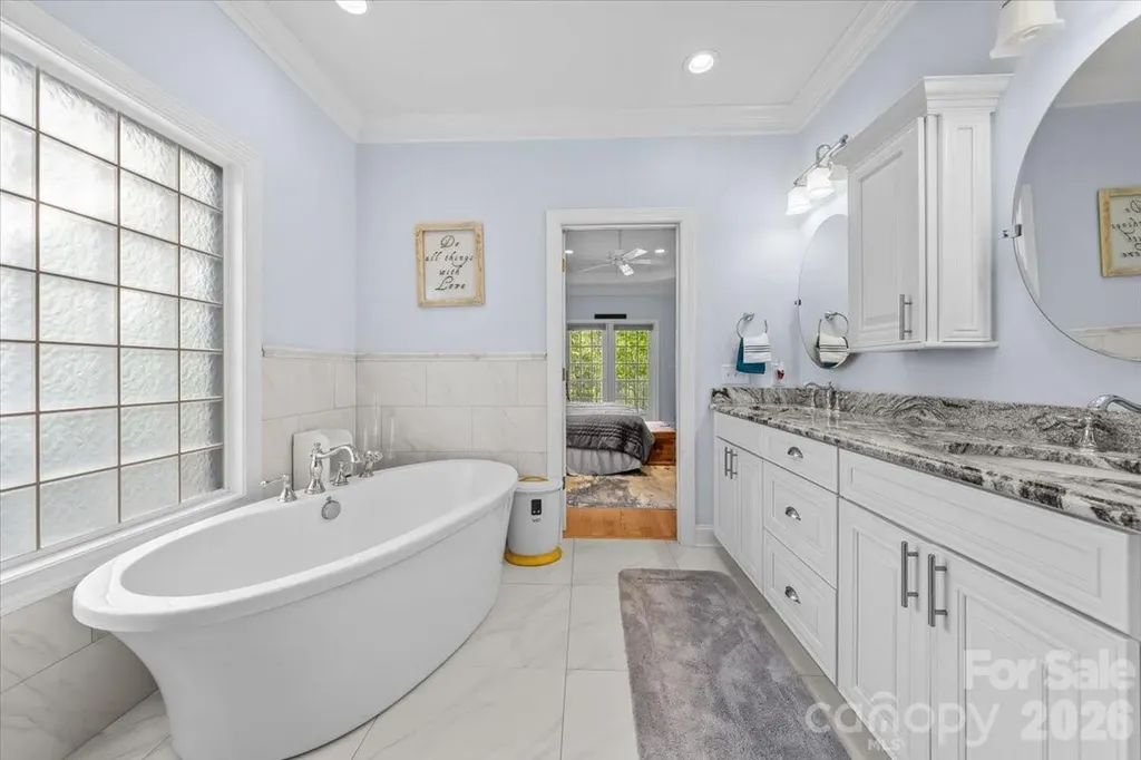 135 Harbor Drive W Lexington NC 27292