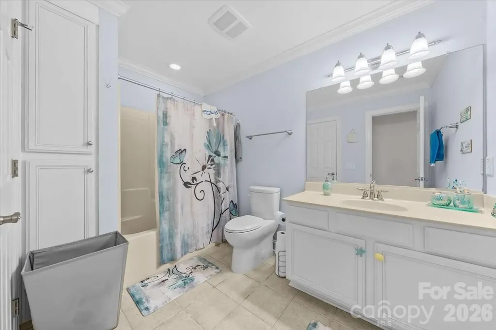 135 Harbor Drive W Lexington NC 27292
