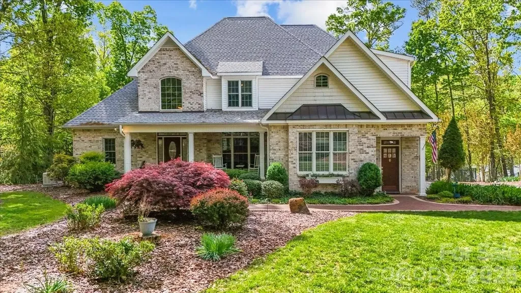 135 Harbor Drive W Lexington NC 27292