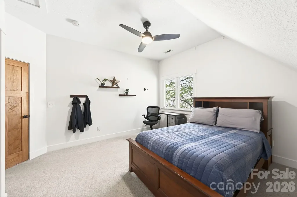257 Jones Cove Road Asheville NC 28805