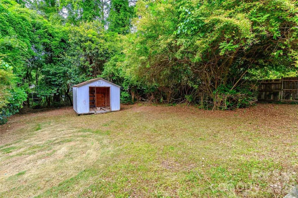 3428 Wade Avenue Raleigh NC 27607