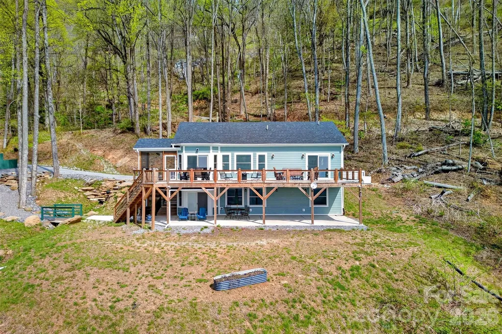 155 Wrenlock Drive Little Switzerland NC 28752