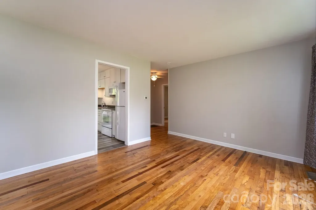41 Trowbridge Lane Brevard NC 28712